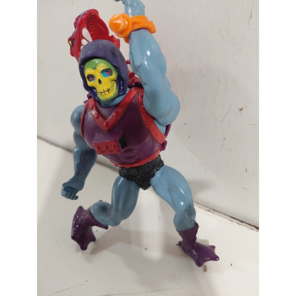 Mattel Master Universe MOTU He-Man Dragon Blaster Skelator Action Figure w/Sword